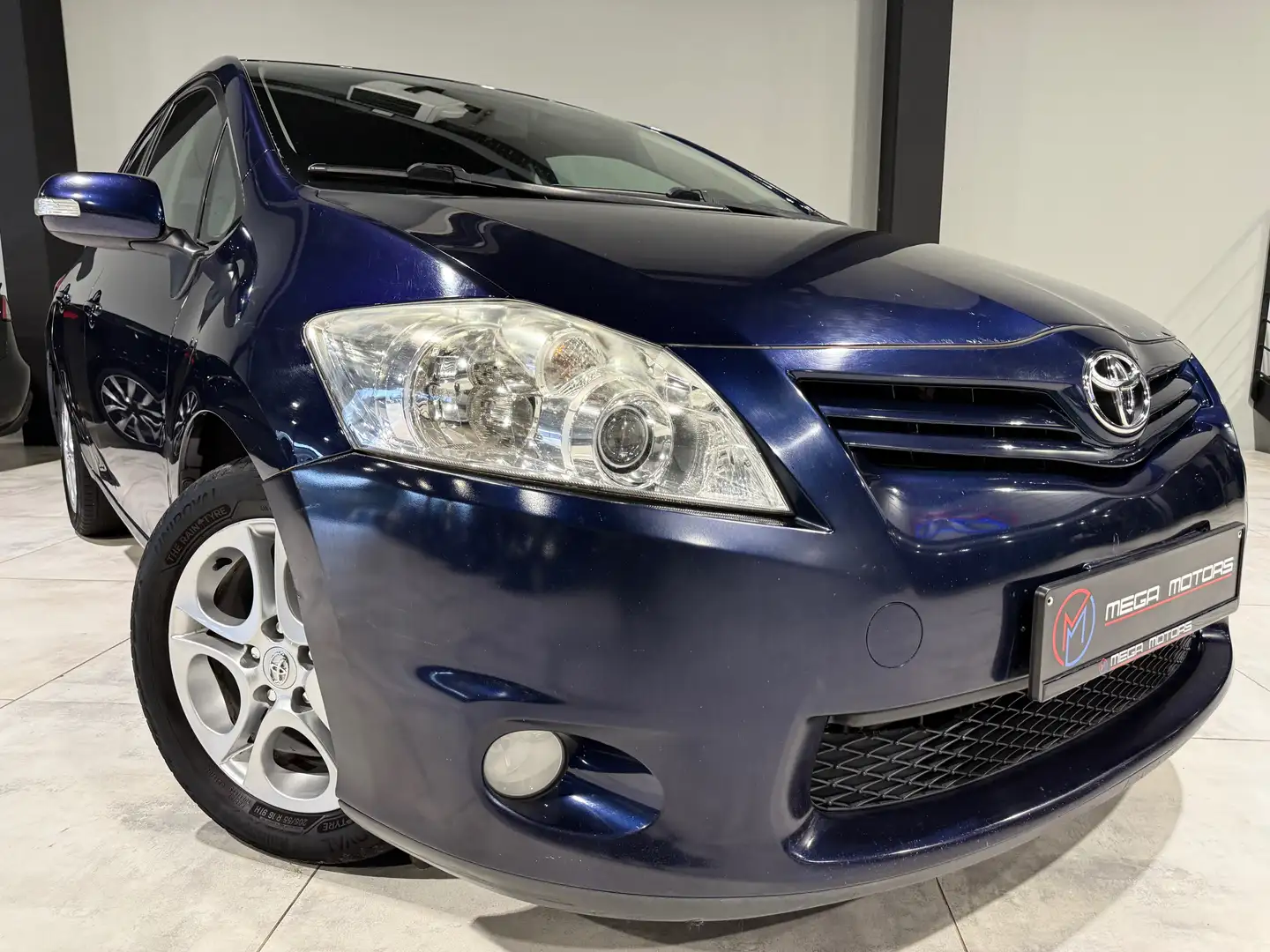 Toyota Auris 1.33i VVT-i 100CV NAVi CLiM JA16" BLUETOOTH CT OK" Bleu - 1