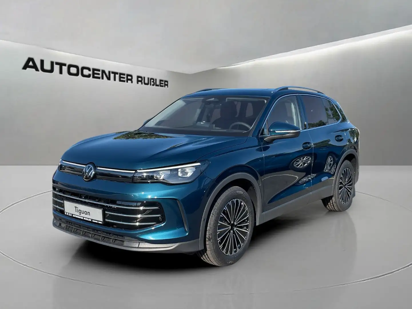 Volkswagen Tiguan 1.5 eTSI 110 kW Elegance, Bleu - 1