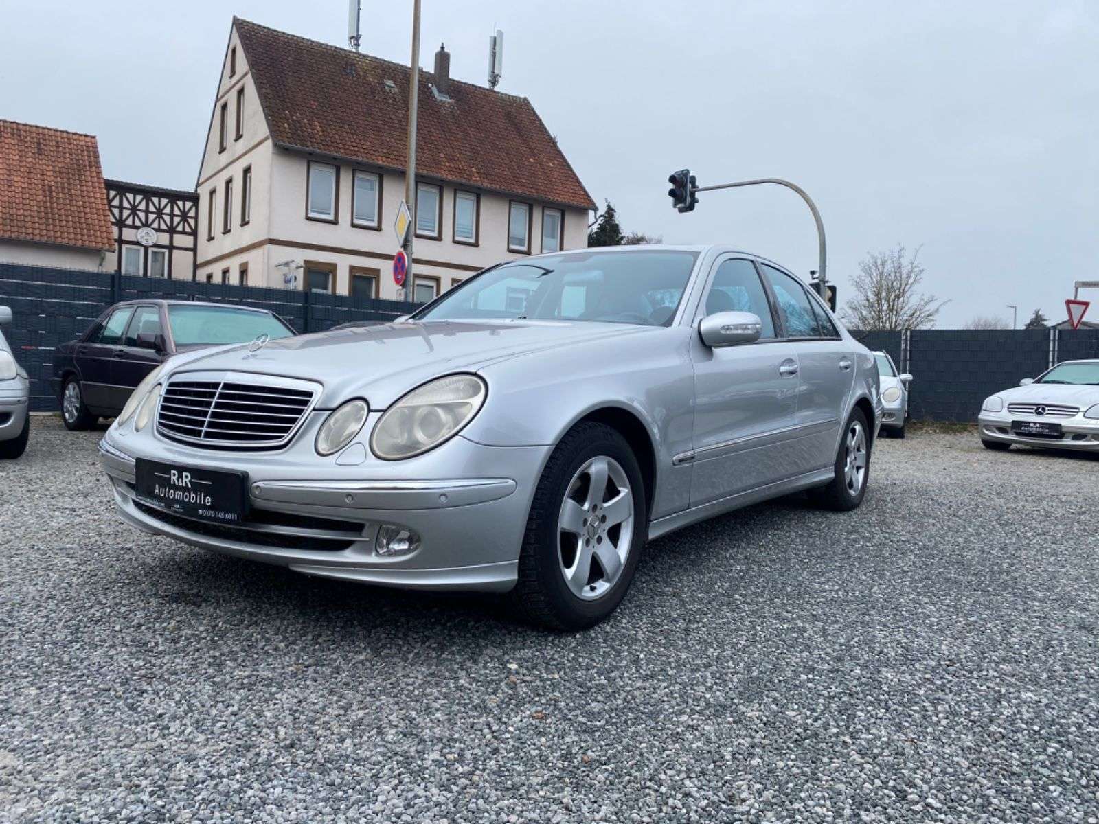 Second hand Mercedes Benz E-Class 240