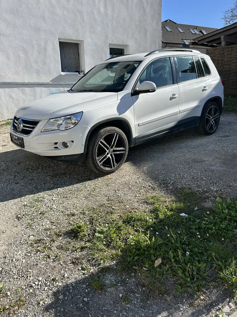 Volkswagen Tiguan 2.0 TDI DPF 4Motion Sport & Style - 1