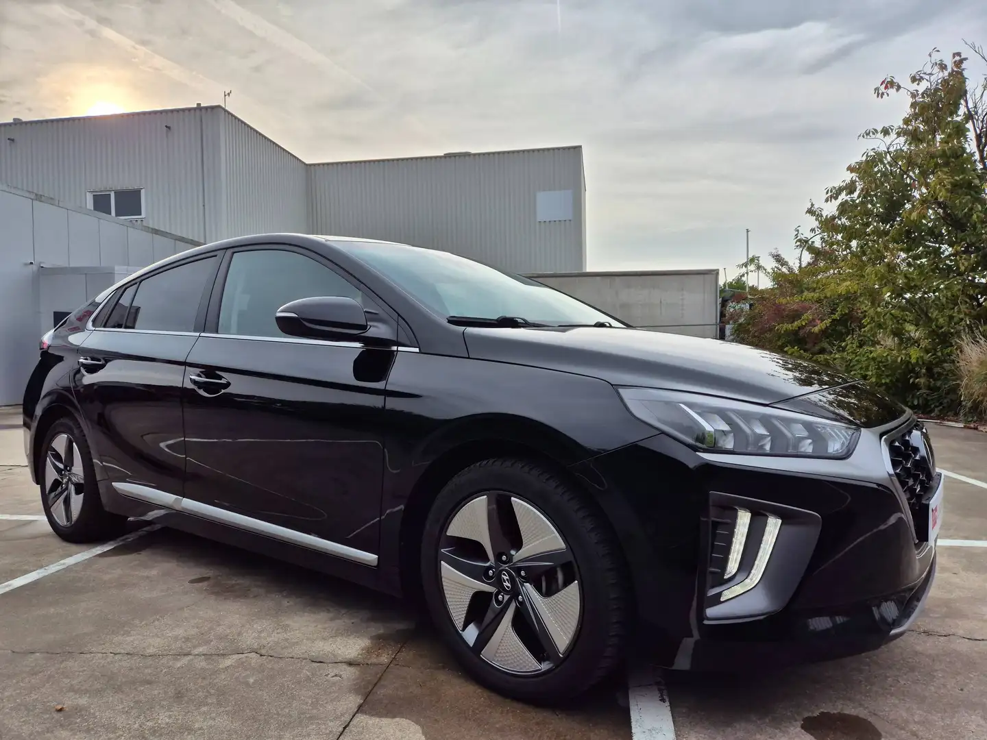 hyundai ioniq