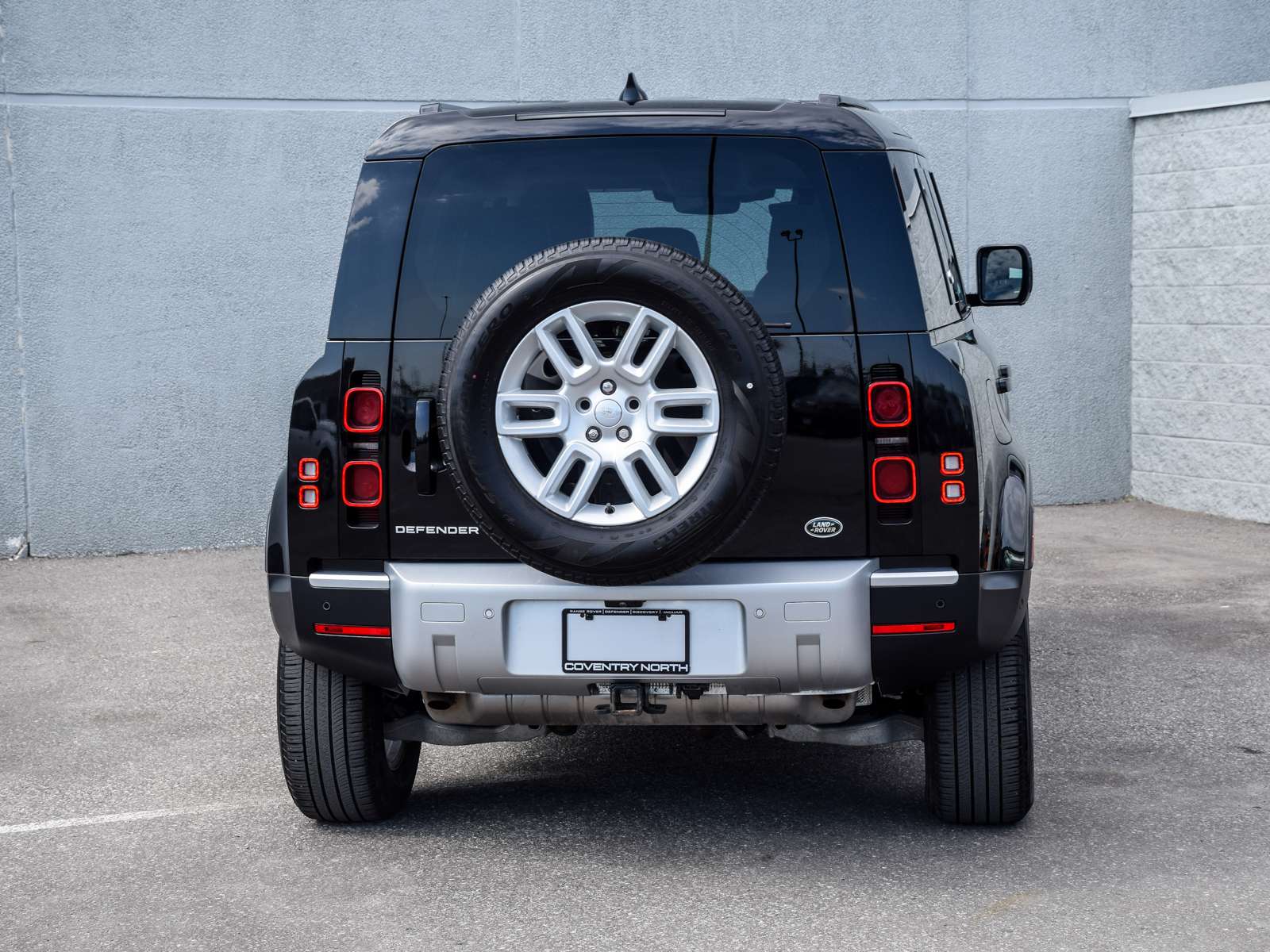 2023 Land Rover Defender S/ONE OWNER/DEALER MAINTAINED/HWY DRIVEN alt 5