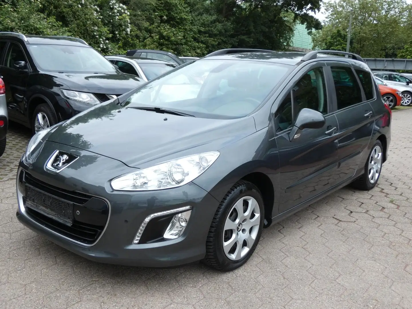 Peugeot 308 SW*Aut*Klima*Pdc* Grau - 1