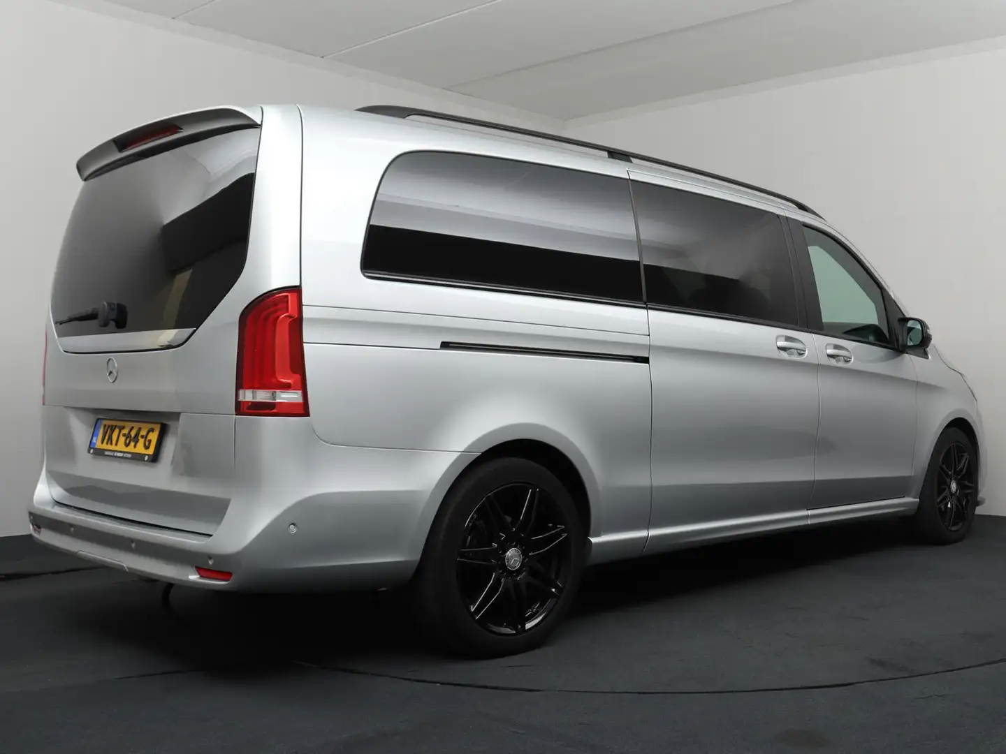 Mercedes-Benz V 300 300d Extra Lang DC Avantgarde Airmatic | Standkach Zilver - 2