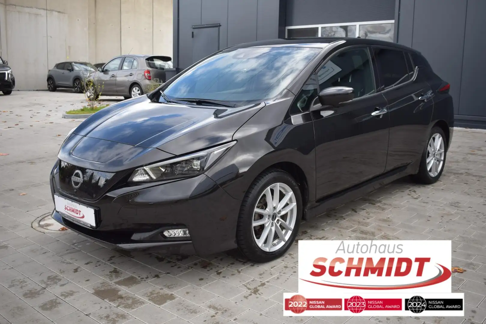 Nissan Leaf 40kwh N-Connecta LED/Winter Noir - 1