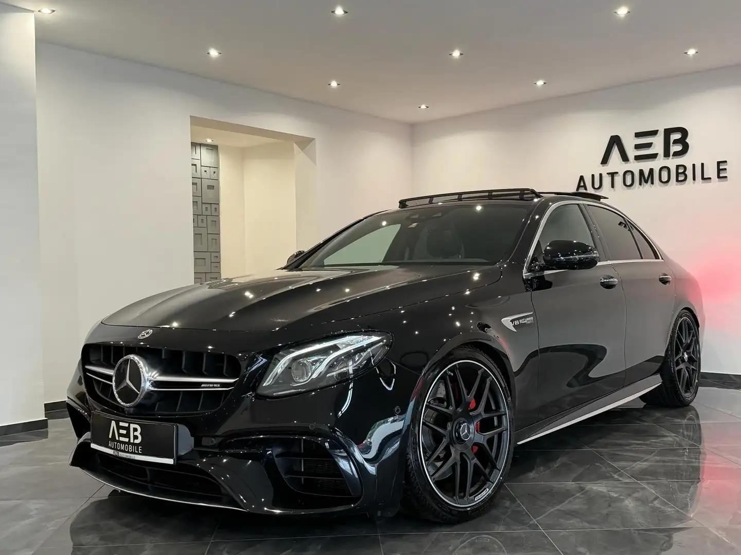 Mercedes-Benz E 63 AMG S 4Matic**Pano**Burmester**Driver’s Pack**Perform Schwarz - 2