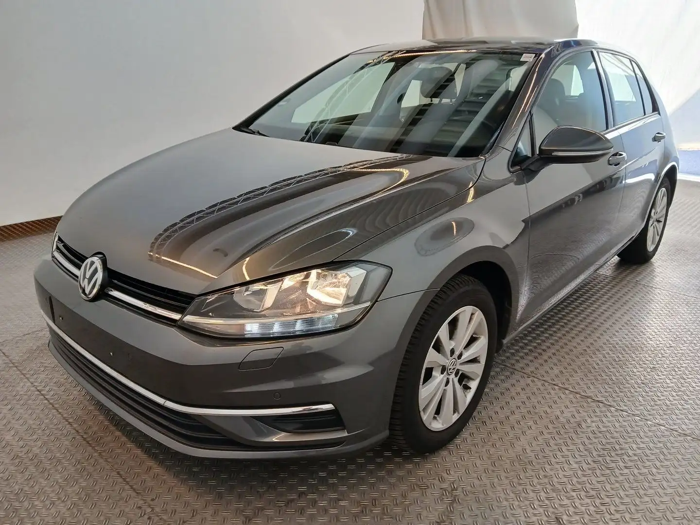 Volkswagen Golf VII Lim. Comfortline*AppleCarplay*Navi*SHZ* Gris - 1