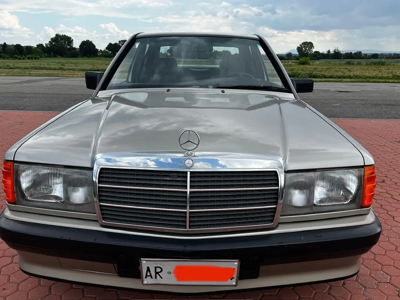 Mercedes-Benz 190 2.3 16 E 185cv, foto 1
