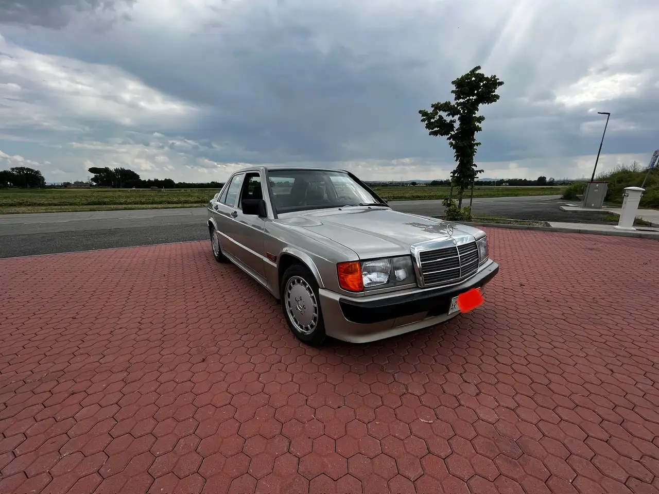 Mercedes-Benz 190 2.3 16 E 185cv, foto 2