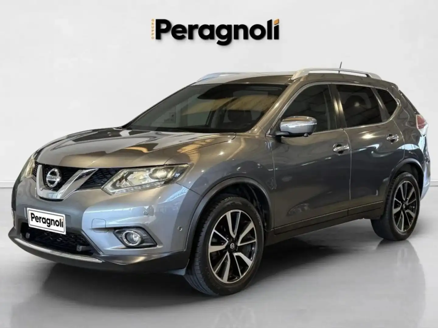 Nissan X-Trail 1.6 2WD TEKNA Gris - 1