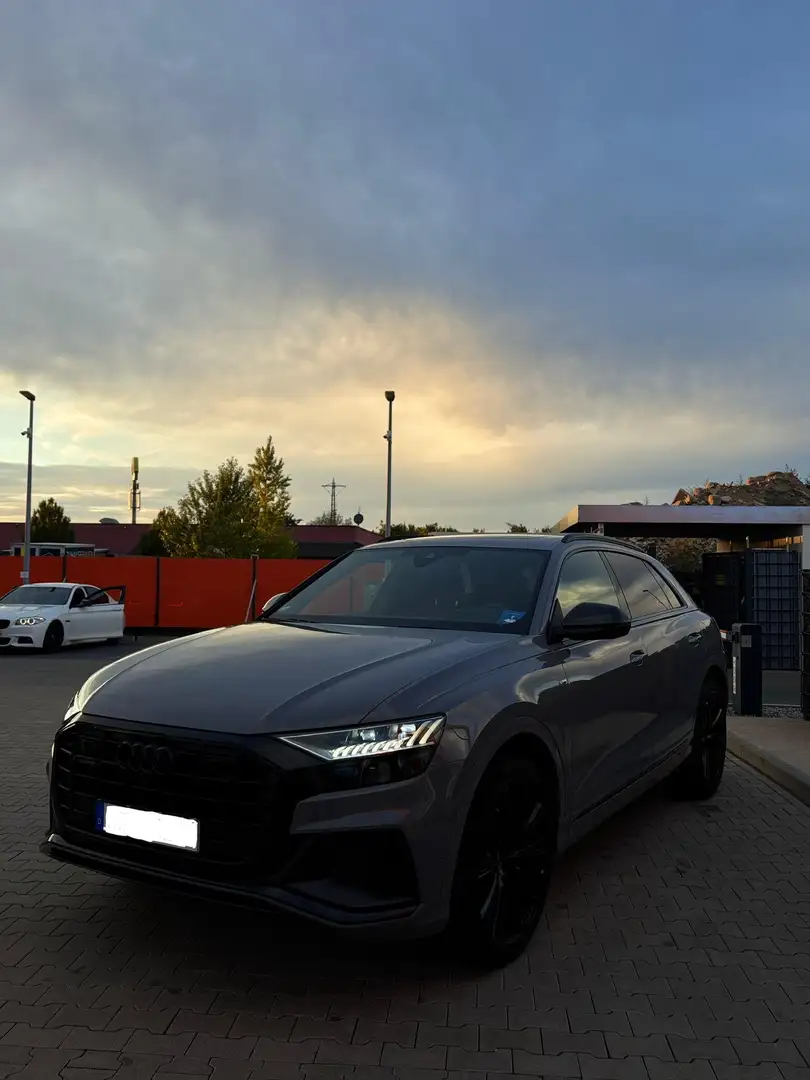 Audi Q8 Audi Q8 Competition Plus 50 TDI Quattro Tiptronic Grau - 2