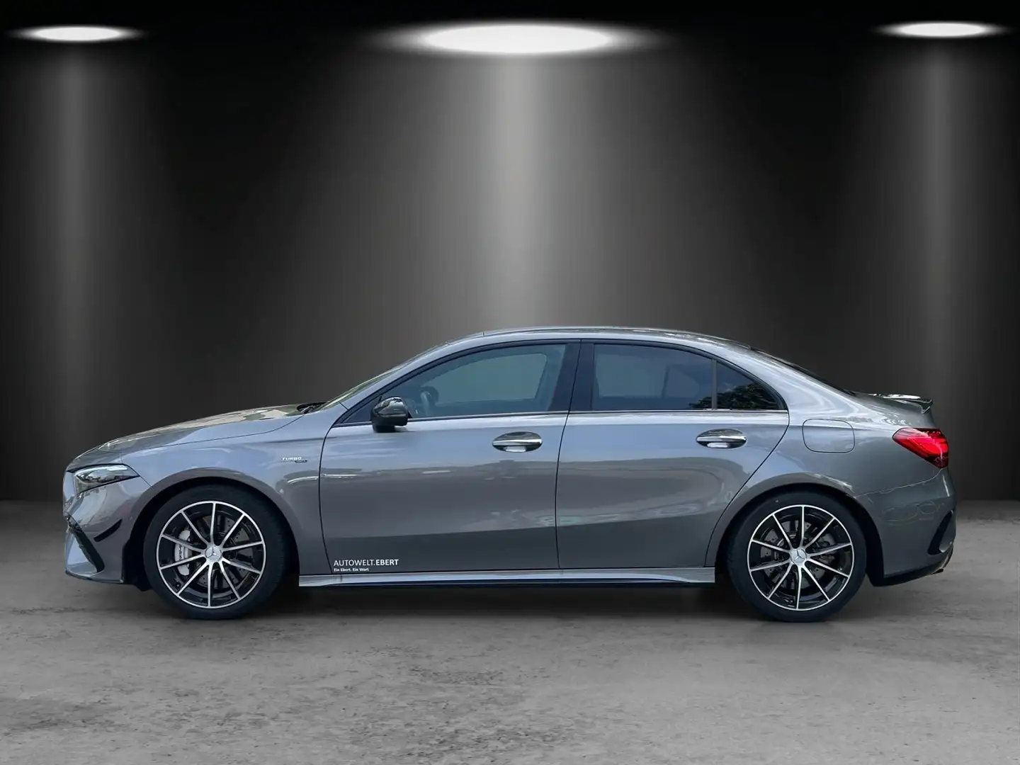 Mercedes-Benz A 35 AMG Mercedes-AMG A 35 4M Limousine+PSD+Keyless-GO Gris - 2