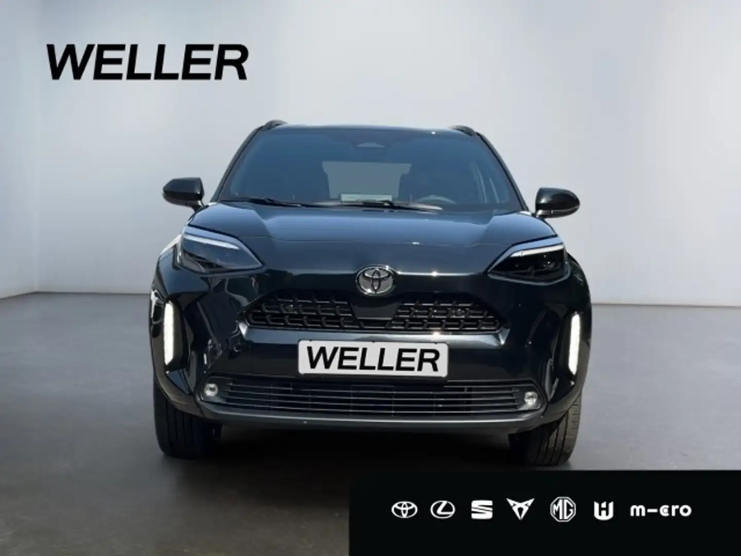 Toyota Yaris Cross Hybrid 130 1.5 Teamplayer *RCam*ACC* Zwart - 2