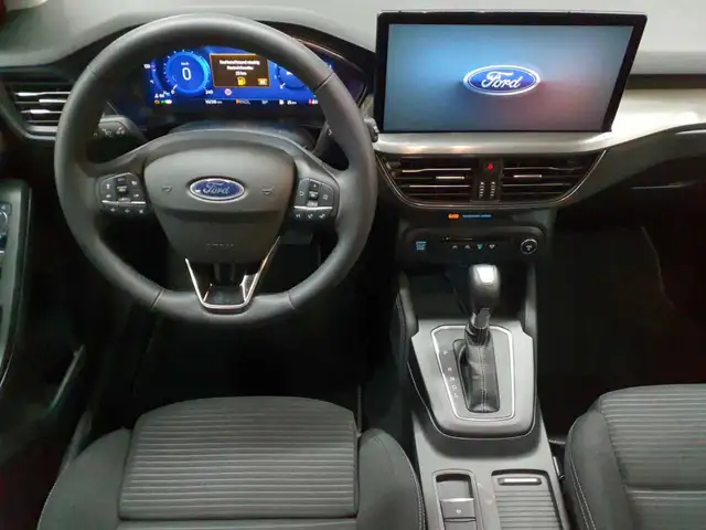 Ford Focus view 5