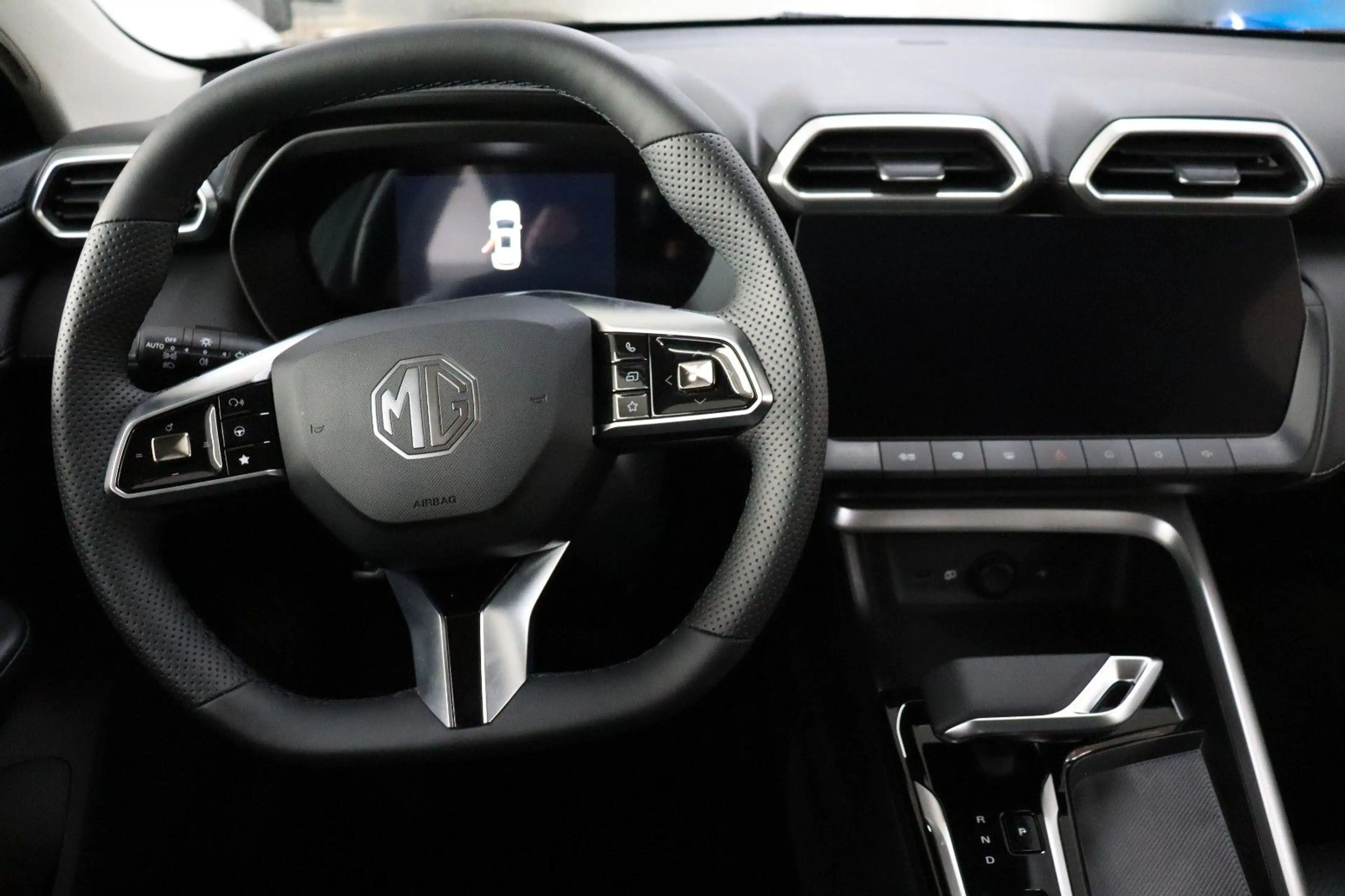 MG ZS 1.5 Hybrid+ Luxury 360°Navi,Totw PANO AKTION — photo 8