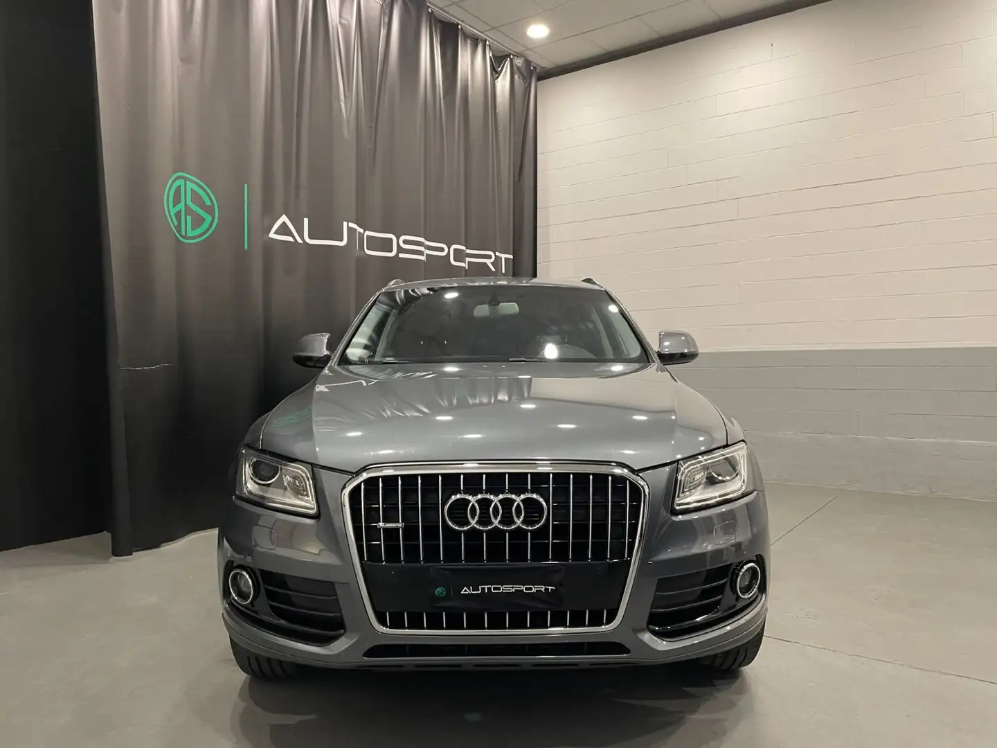 Audi Q5 Q5 2.0 TDI 190 CV clean diesel quattro S tr. Adva Grigio - 2