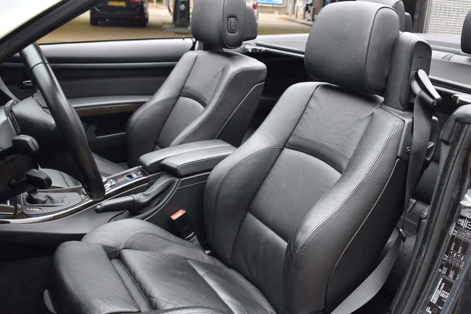 BMW 320 3-serie Cabrio 320i Exclusive Leder NL-AUTO | Memo Gris - 2
