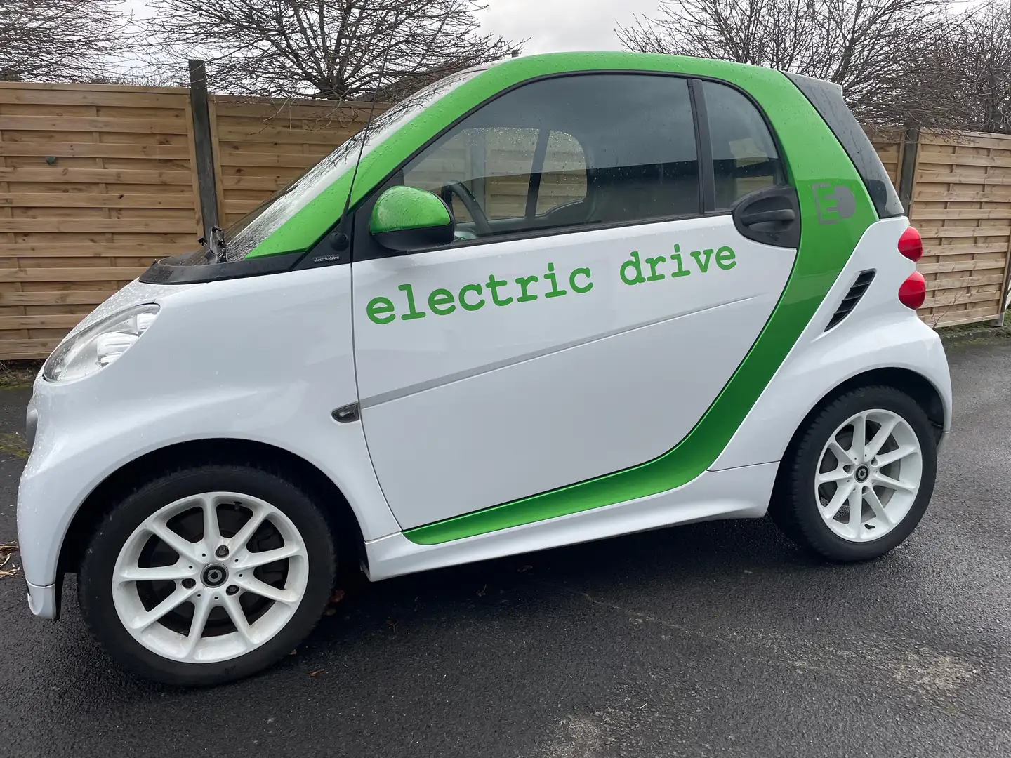 smart forTwo electric drive * Automatic *  Electric ⚡️ * Grün - 1