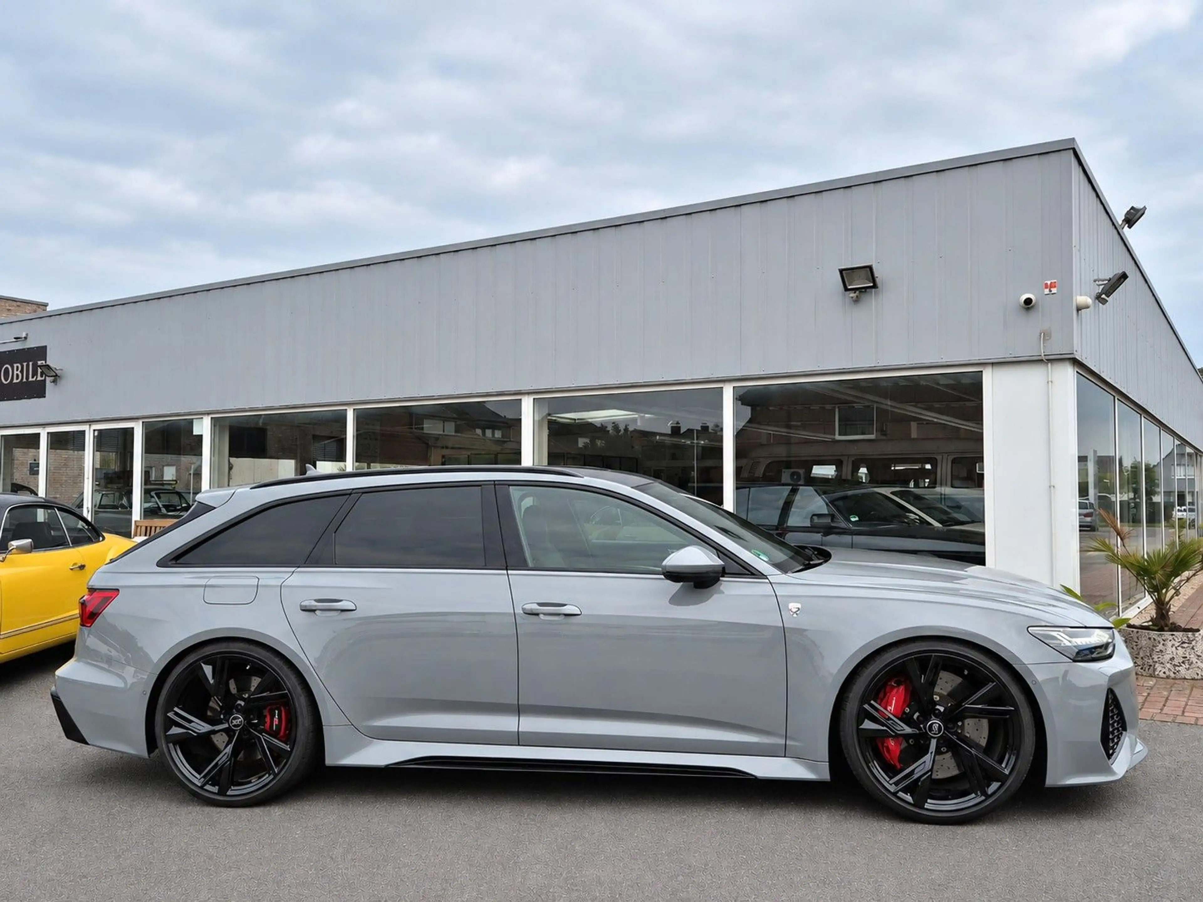 Audi RS6 Avant MTM 810 PS/1.Hd/Dt./Keramik/B&O — photo 4