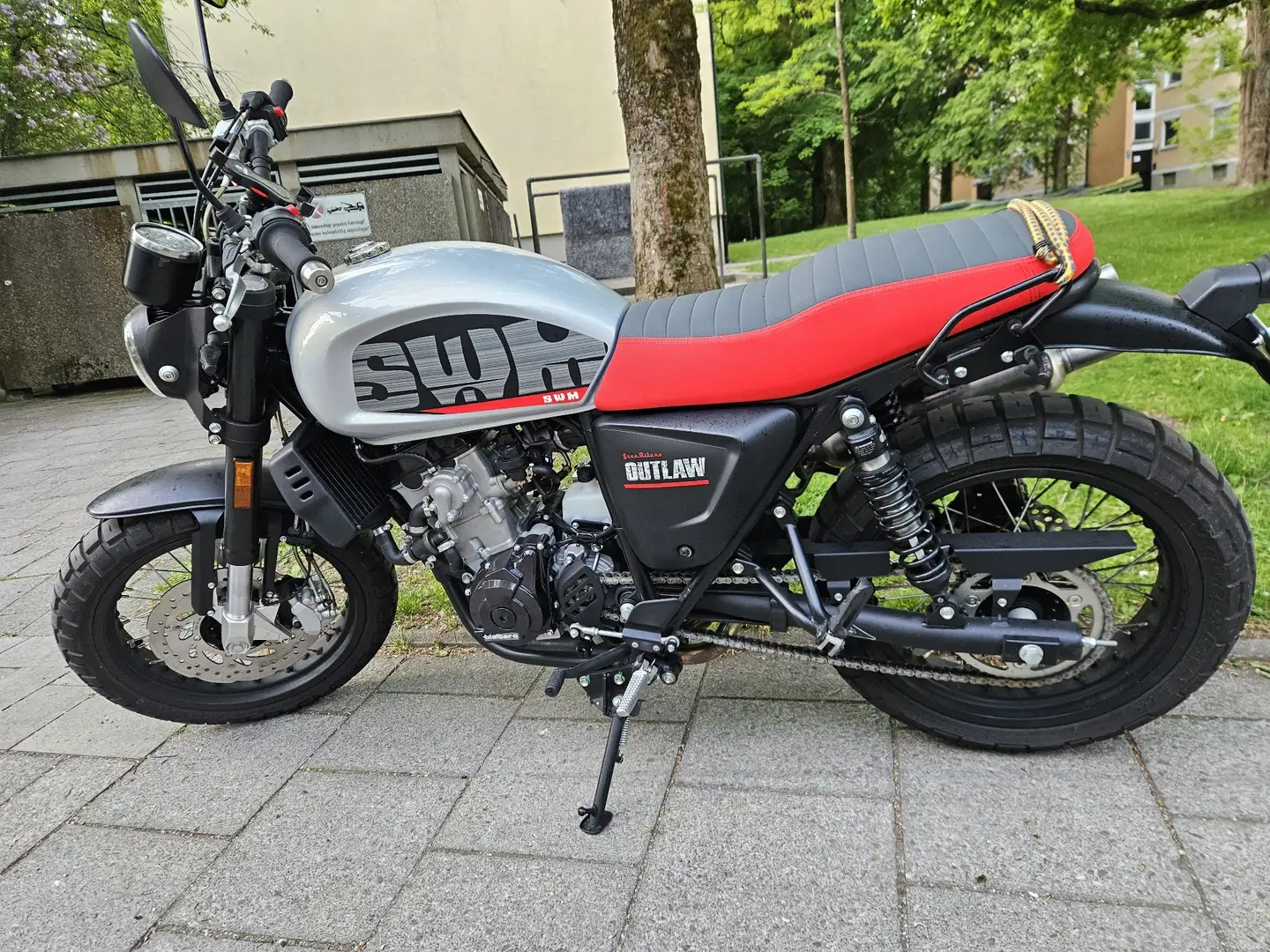 SWM Plateado - 1