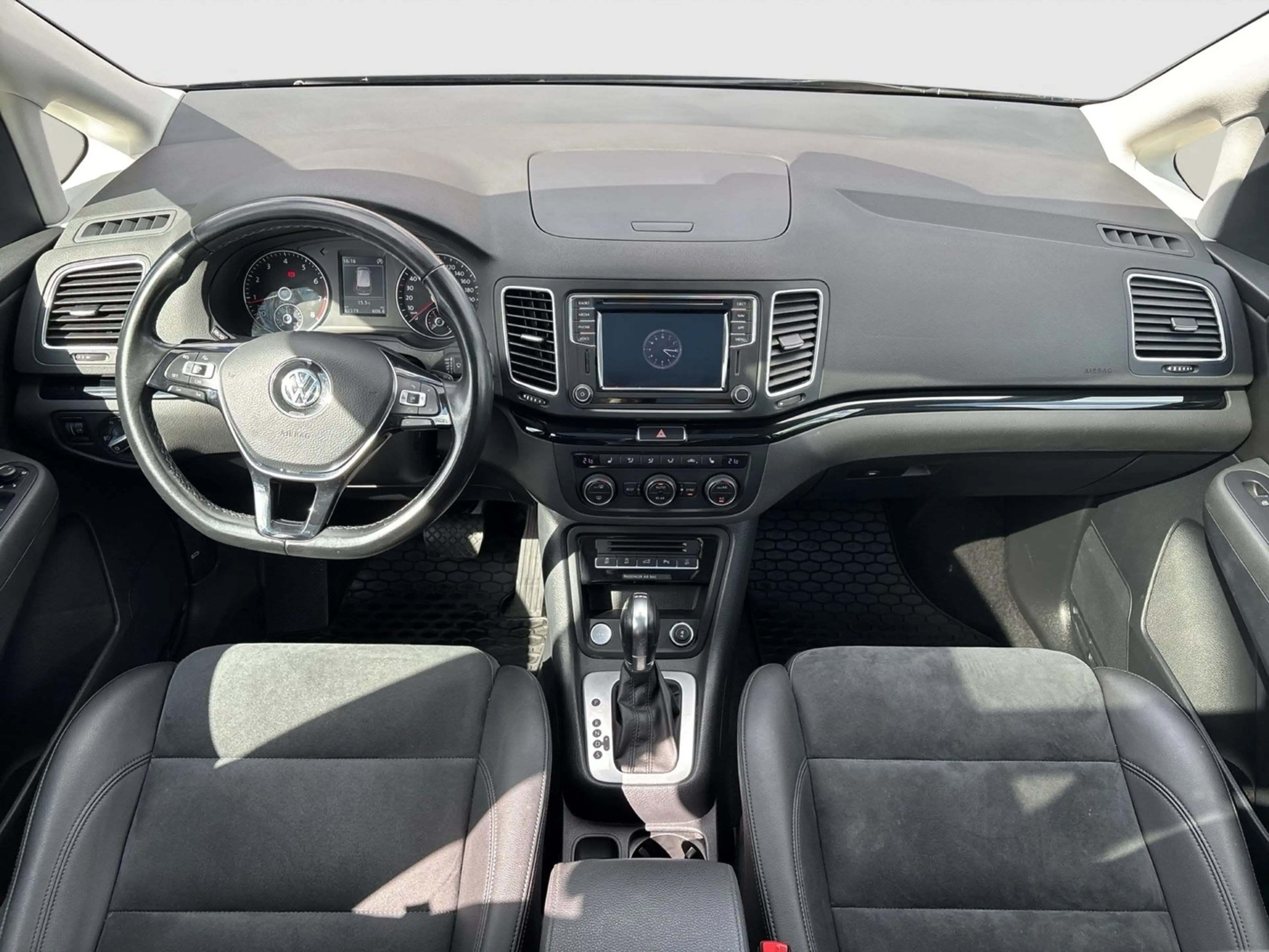 Volkswagen Sharan Business+ TSI DSG 7-Sitzer — photo 9