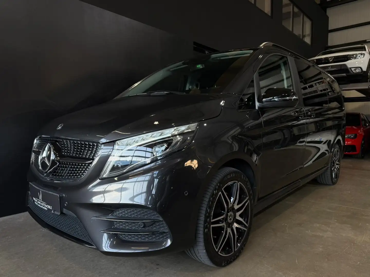 Mercedes-Benz V 300 V300 d EDITION 4M AMG-LINE/2xS-TÜRE/DISTRO Gris - 1