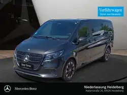 Mercedes-Benz V 300 d Lang STYLE+9G+AHK+StandHZ+Klimaautom.+Navi