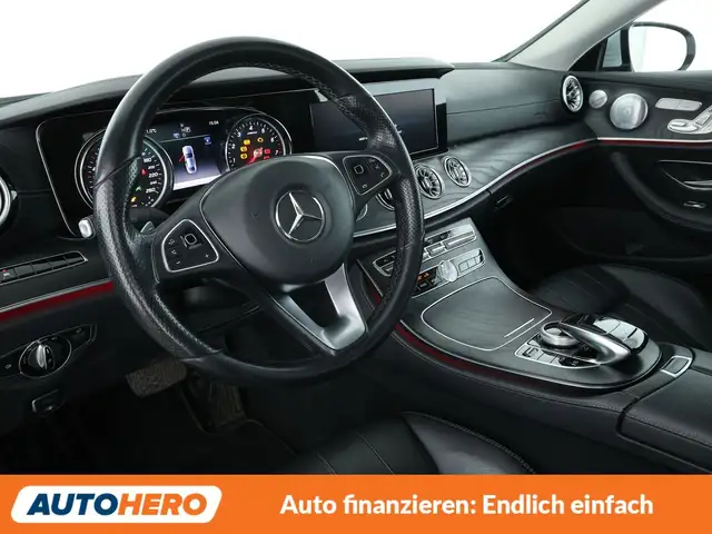 Mercedes-Benz E-Class view 11