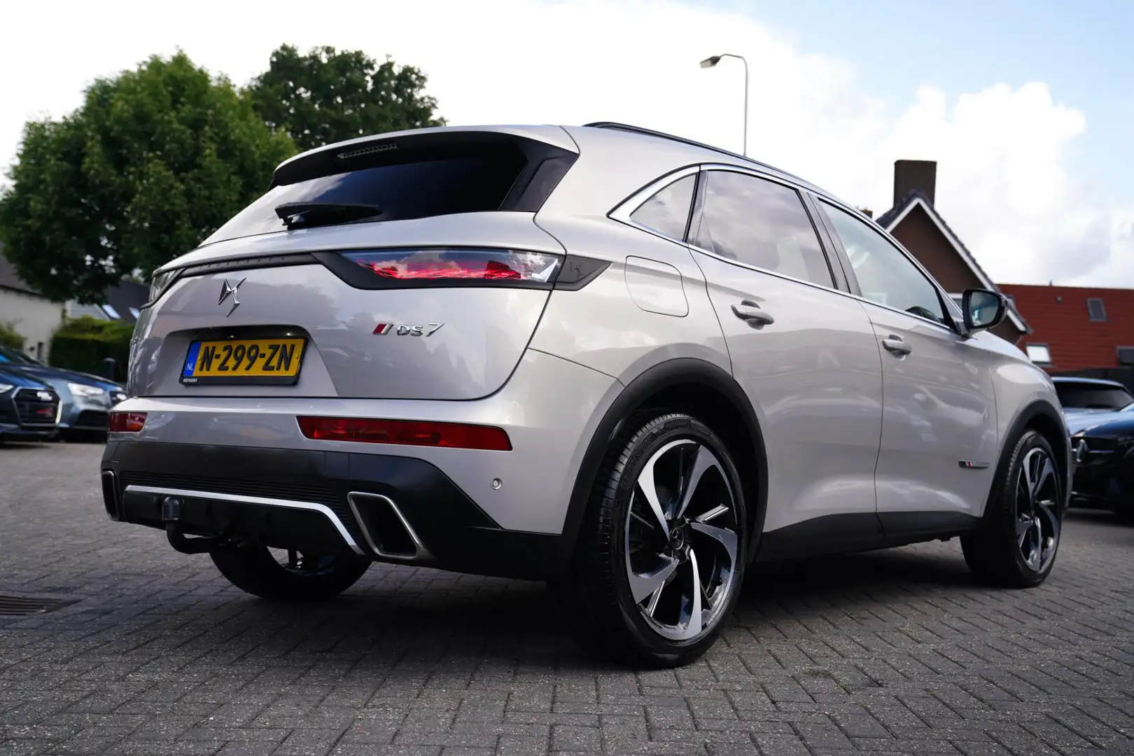 DS Automobiles DS 7 Crossback E-Tense Performance Line+ | Panorama | incl BTW | Grijs - 2