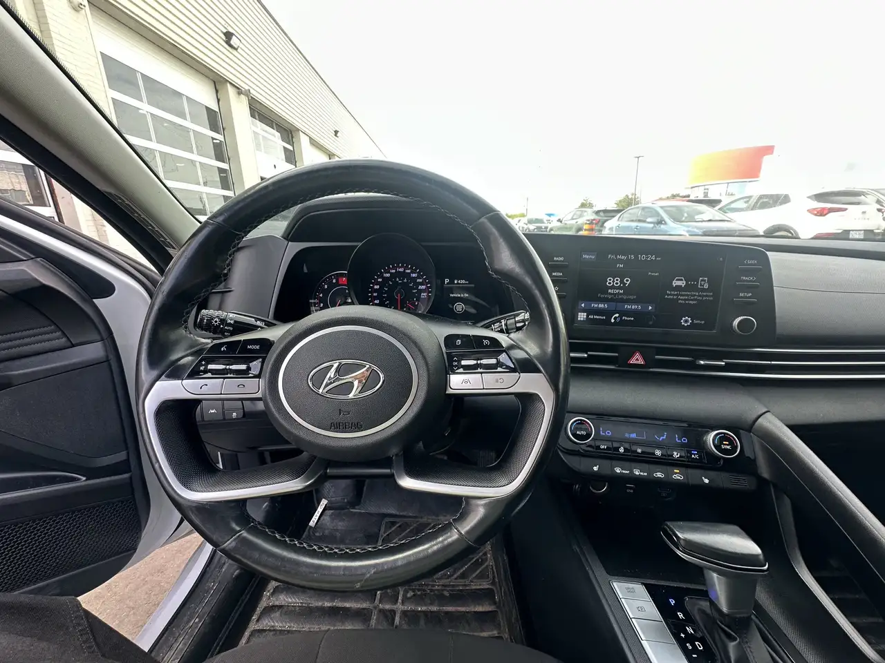 Hyundai ELANTRA снимка Hyundai ELANTRA
