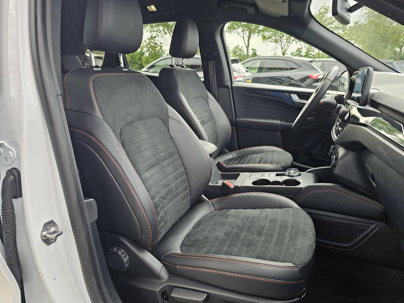 Ford Kuga 2.5 PHEV ST-Line X Trekhaak wegklapbaar| Winterpac — photo 9