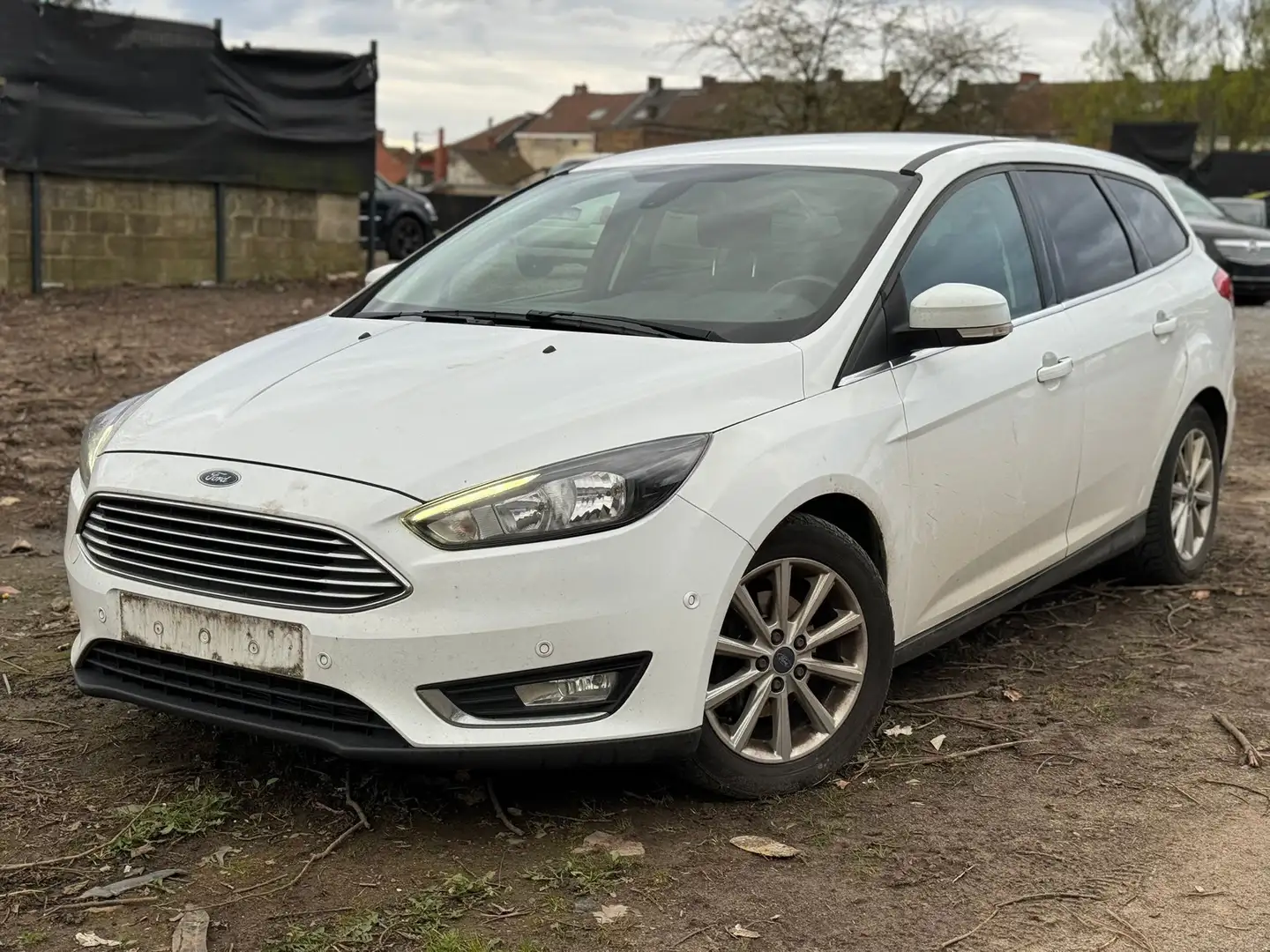 Ford Focus 1.5 TDCi Business Class// 2018// 223.000km// auto/ Wit - 1