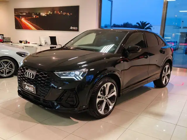 Audi Q3 Sportback SPB 2.0 TDI 200CV Identity Black S-li