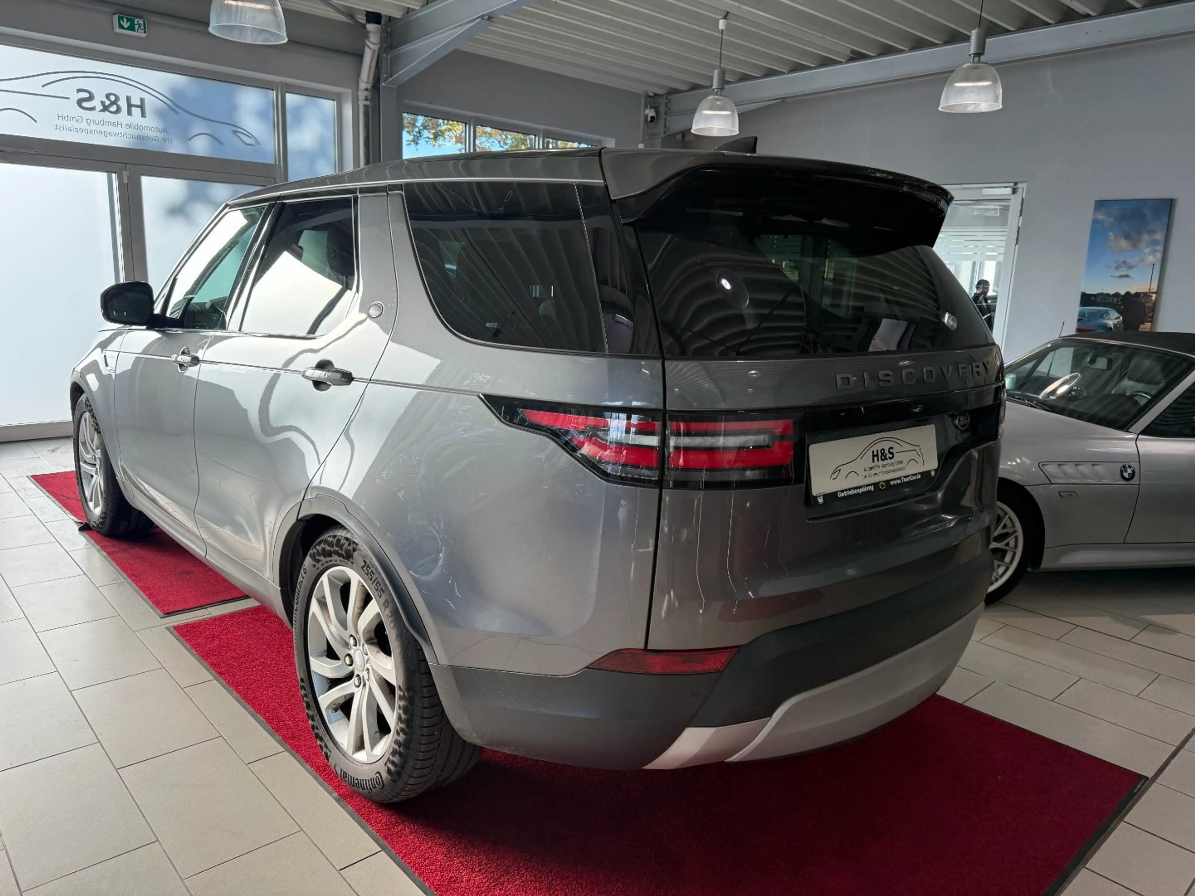 Land Rover Discovery 5 HSE TD6* AHK*PANORAMA*7Sitzer — photo 8