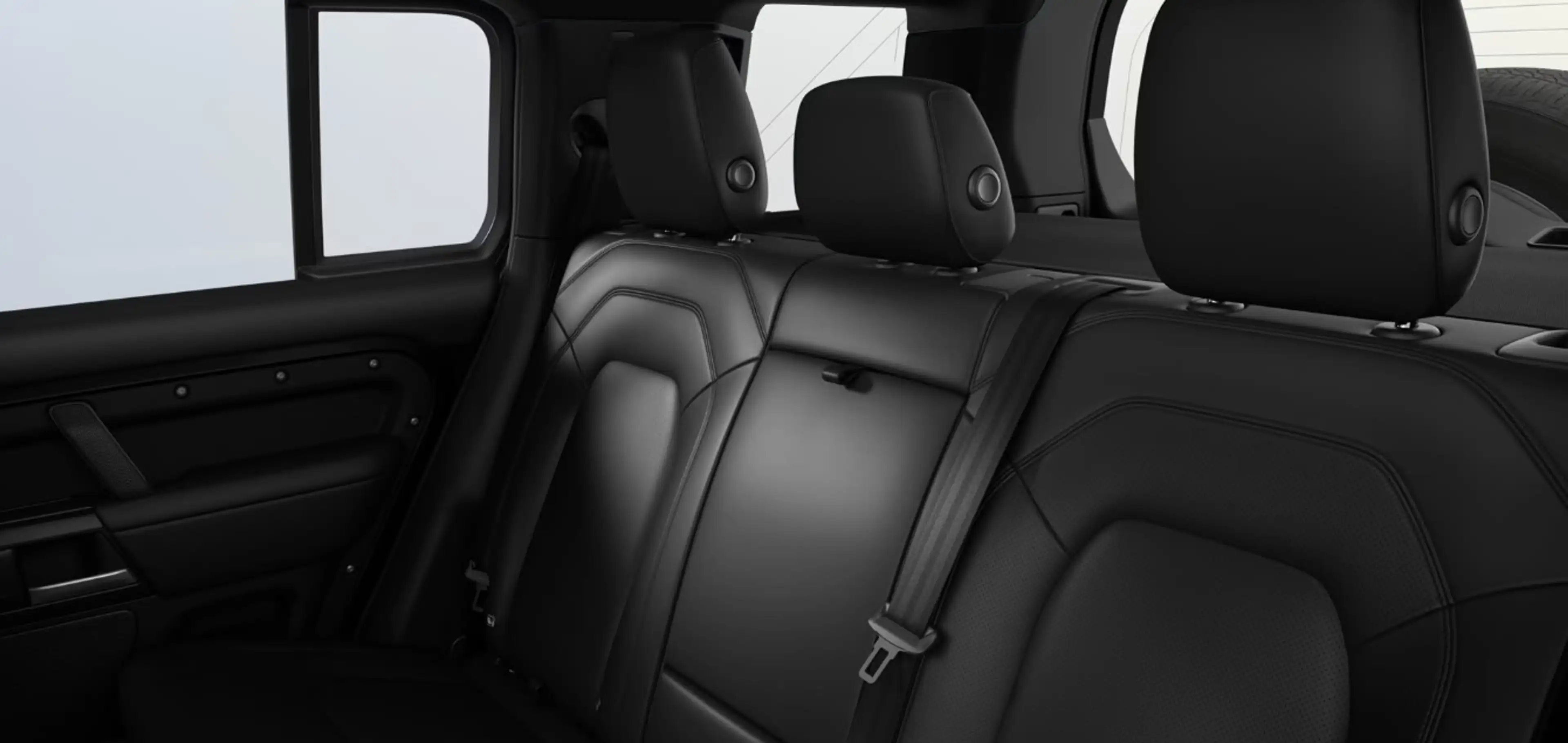Land Rover Defender 110 D250 S Edition — photo 14