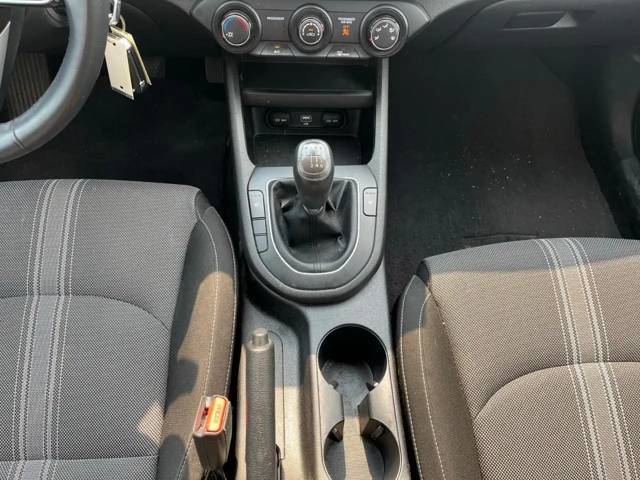 Kia Forte photo Kia Forte