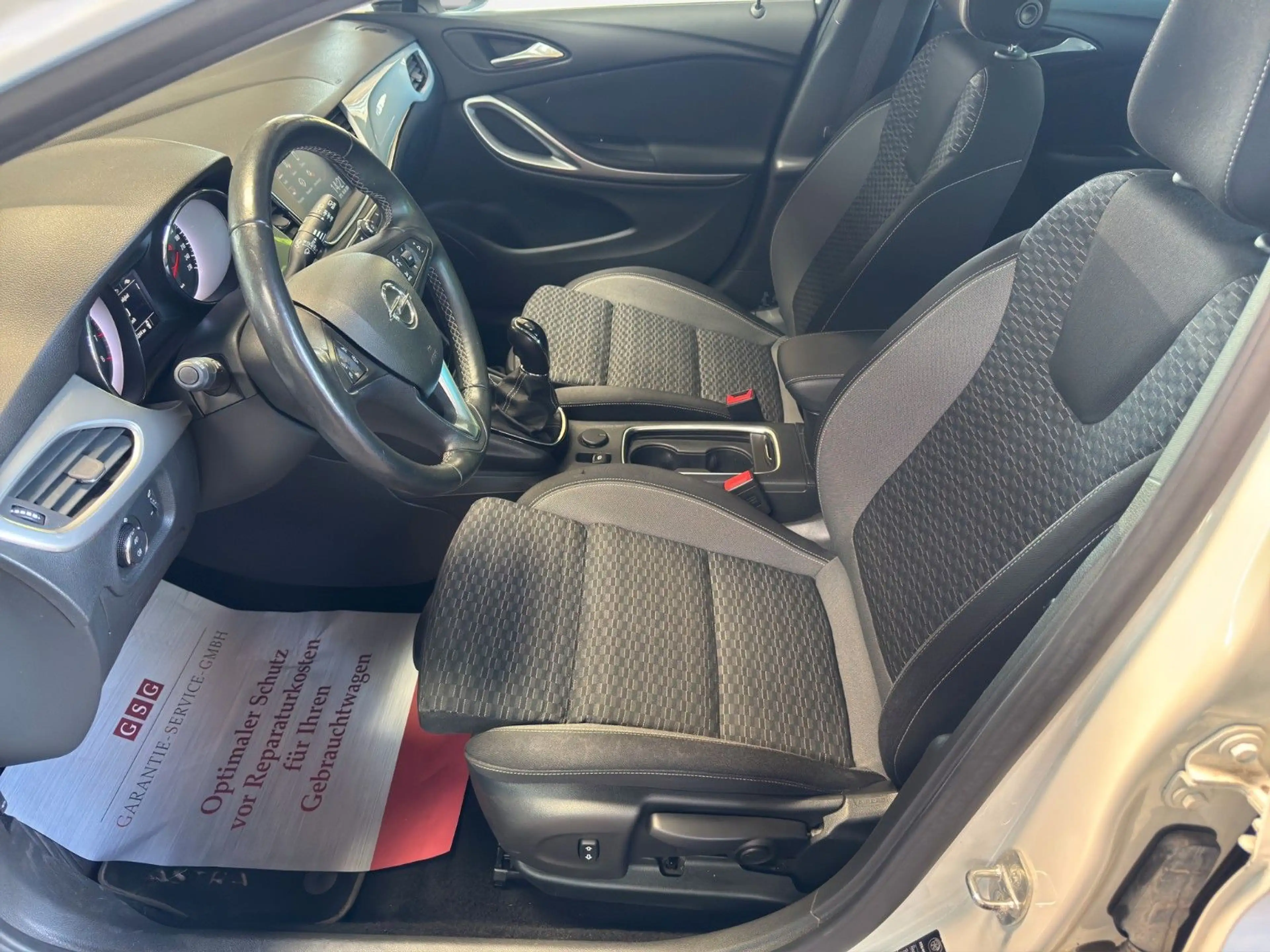 Opel Astra K GS Line * KeylessGO * Kamera * Carplay — photo 10