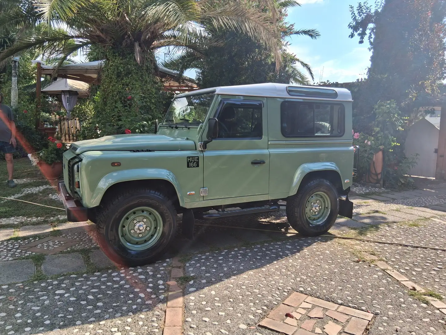 Land Rover Defender Defender VI 2007 90 90 2.2 td Pick Up Groen - 2