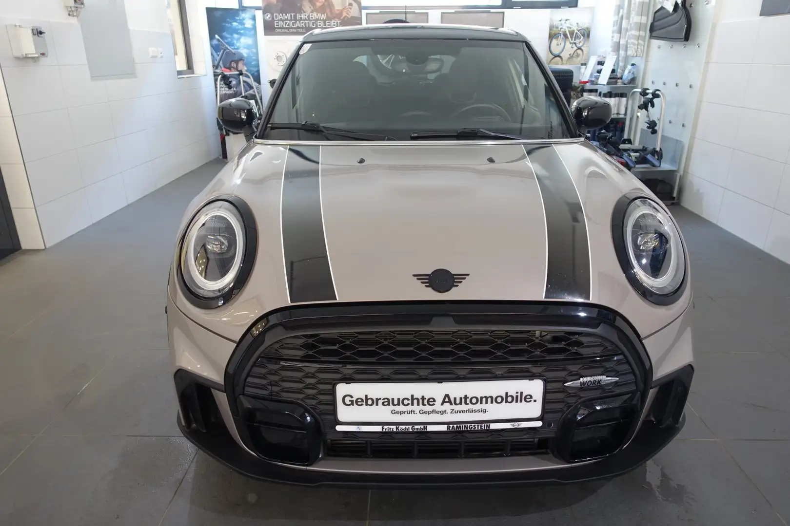 MINI Cooper Grau - 2