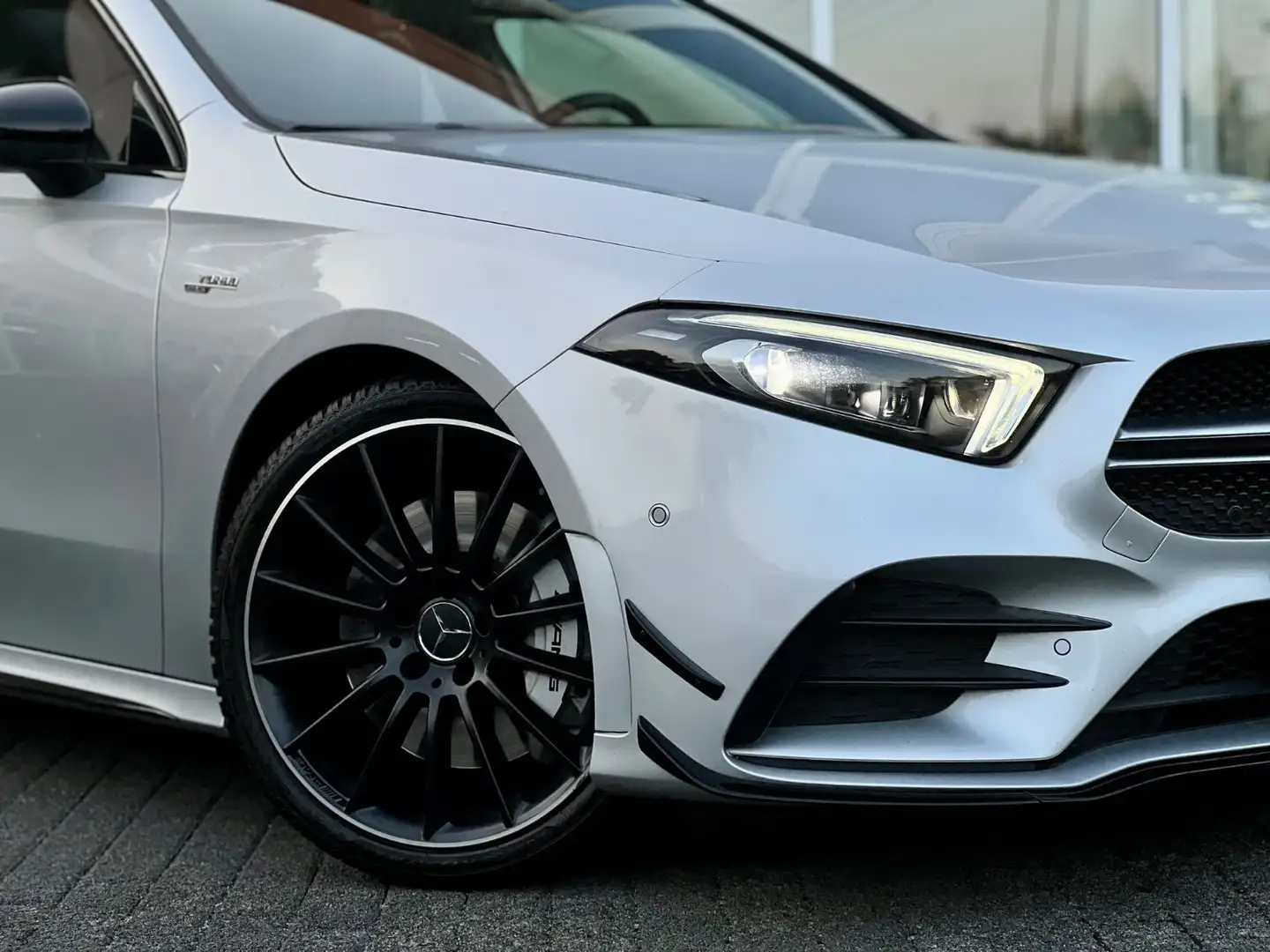 Mercedes-Benz A 35 AMG 4Matic*Aero*Pano*360*Night*ACC*LED Ezüst - 2