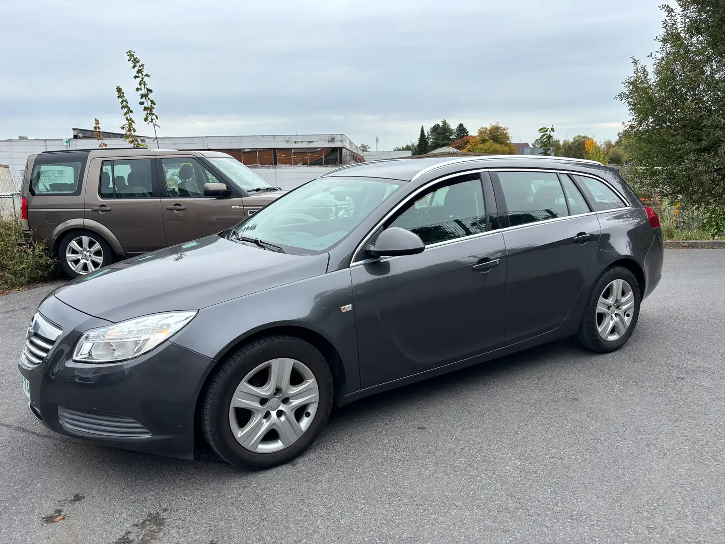Opel Insignia Insignia Sports Tourer 2.0 CDTi Edition DPF Grijs - 2