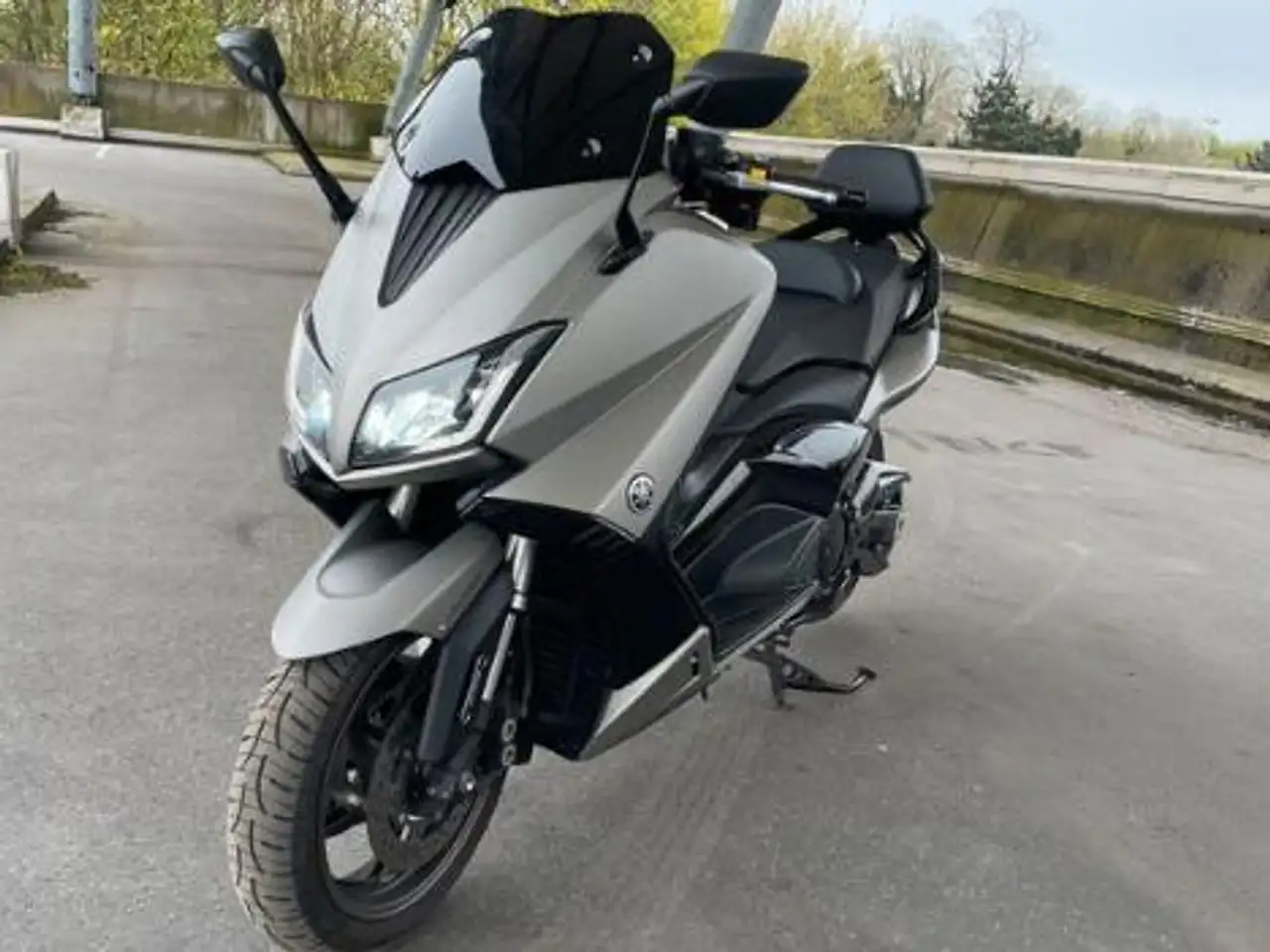 Yamaha Tmax 530