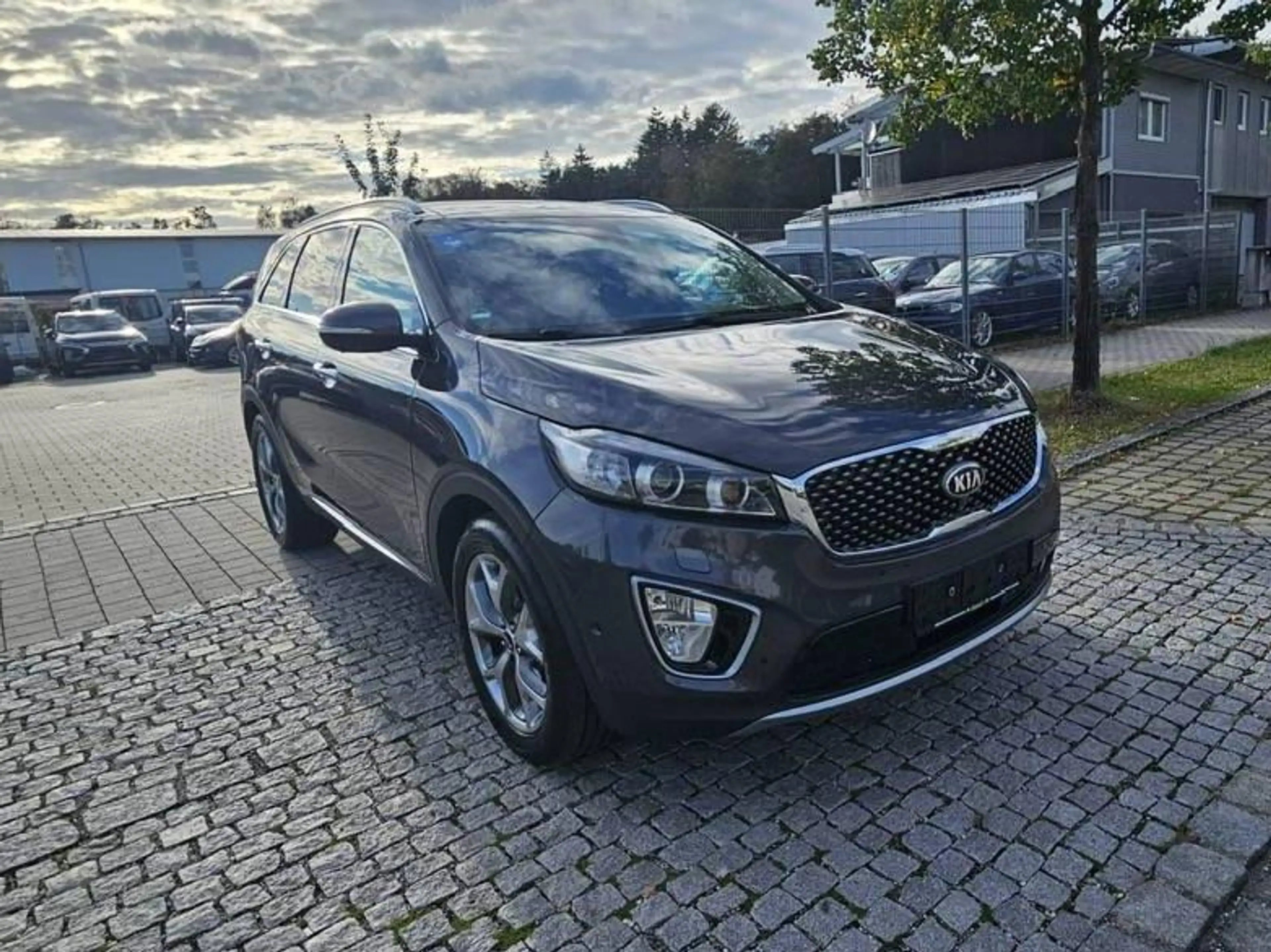 Kia Sorento Platinum Edition 4WD — photo 3