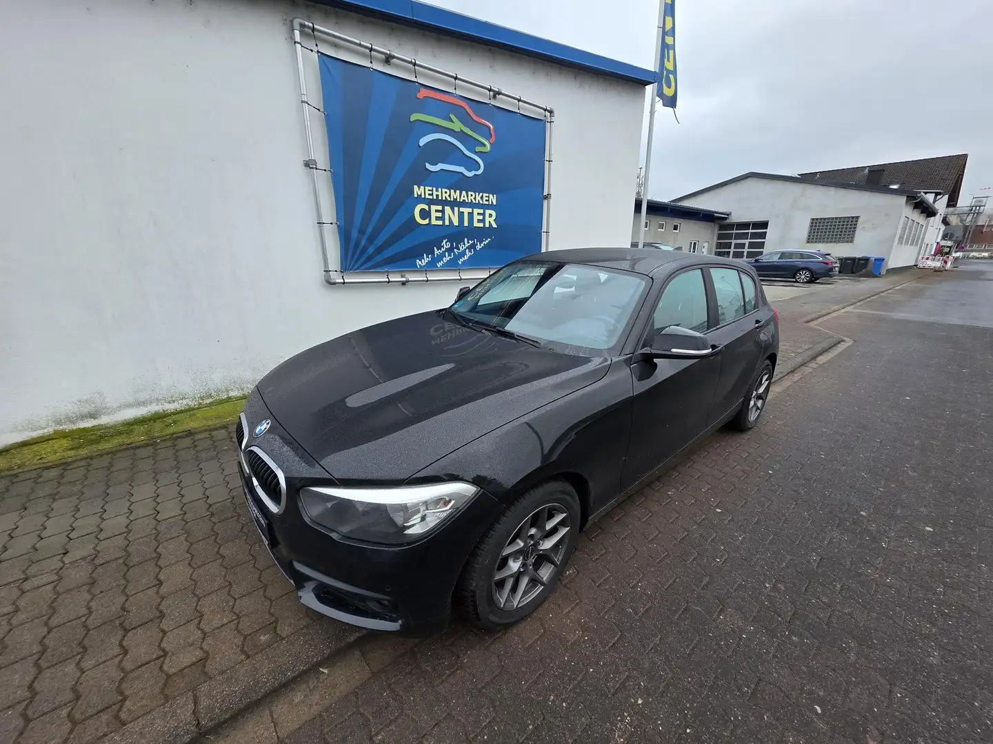 BMW 118 118i Advantage Klimaauto el. Sitze mit Memory S... Noir - 1