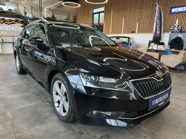 Skoda Superb view 2