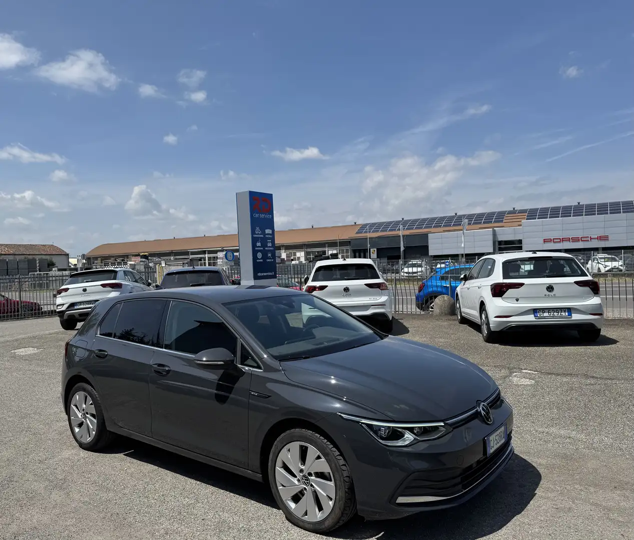 Volkswagen Golf 2.0 tdi Style 115cv DSG/NO VINCOLI Grijs - 1