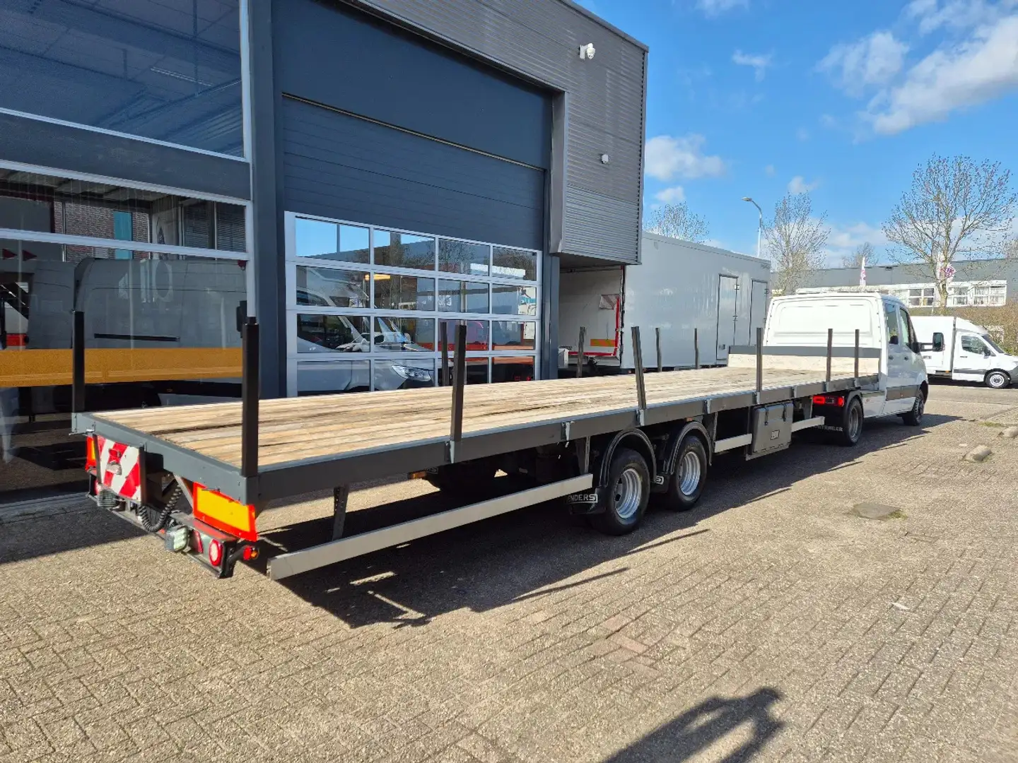 Mercedes-Benz Sprinter 519 CDI/ Mini SZM/ BE Combi/ Trailer 10 M White - 2