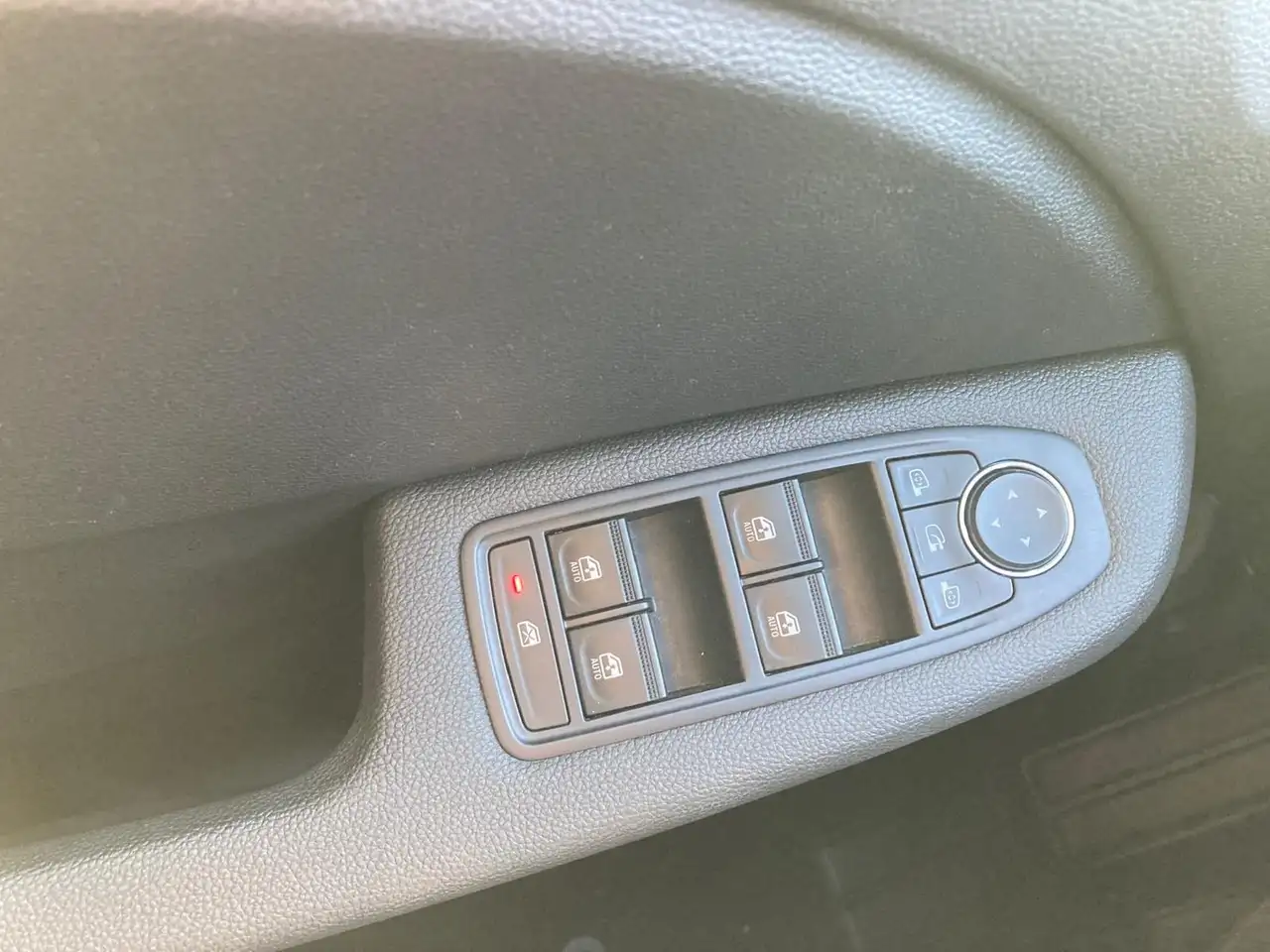 Renault Clio TCe Evolution 90 13