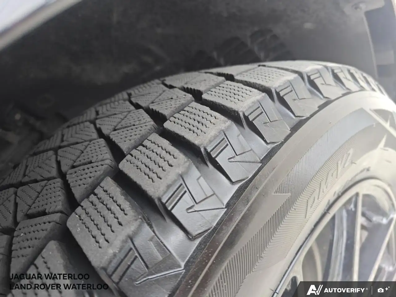 Land Rover Range Rover Velar снимка Land Rover Range Rover Velar