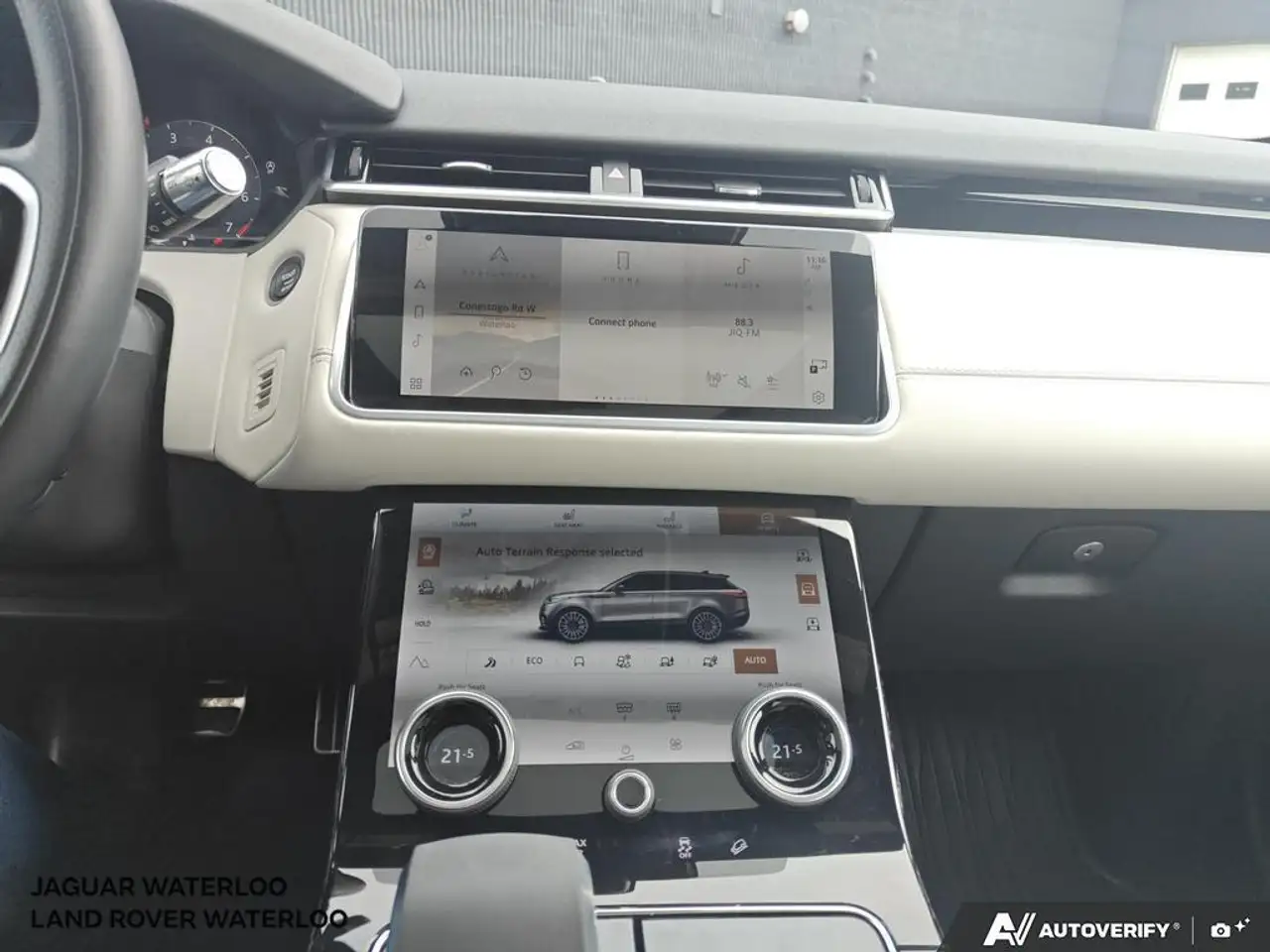 Land Rover Range Rover Velar снимка Land Rover Range Rover Velar